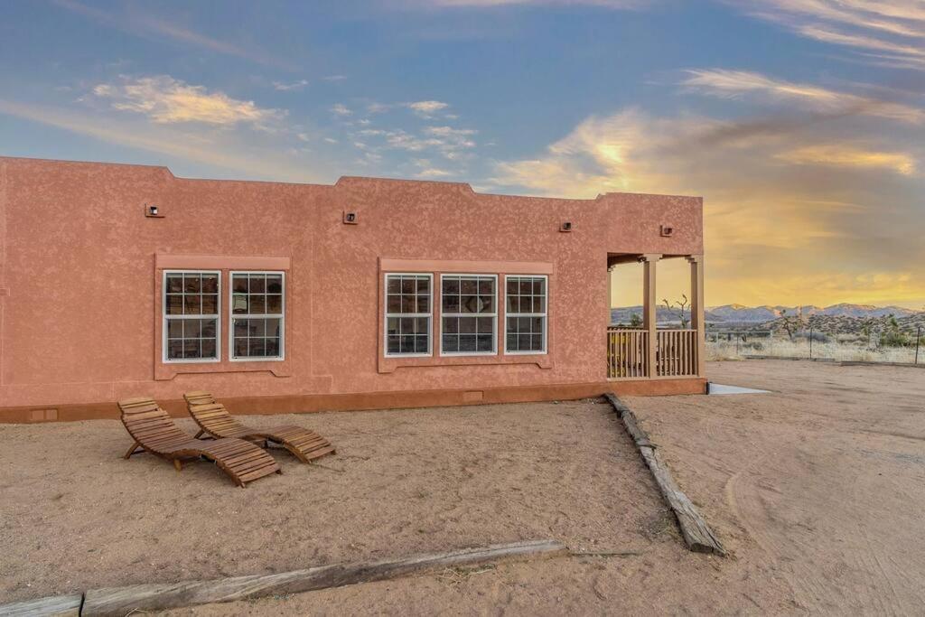 Near Pappy & Harriet'S + Rimrock Ranch W/ Hot Tub Villa Pioneertown Eksteriør billede